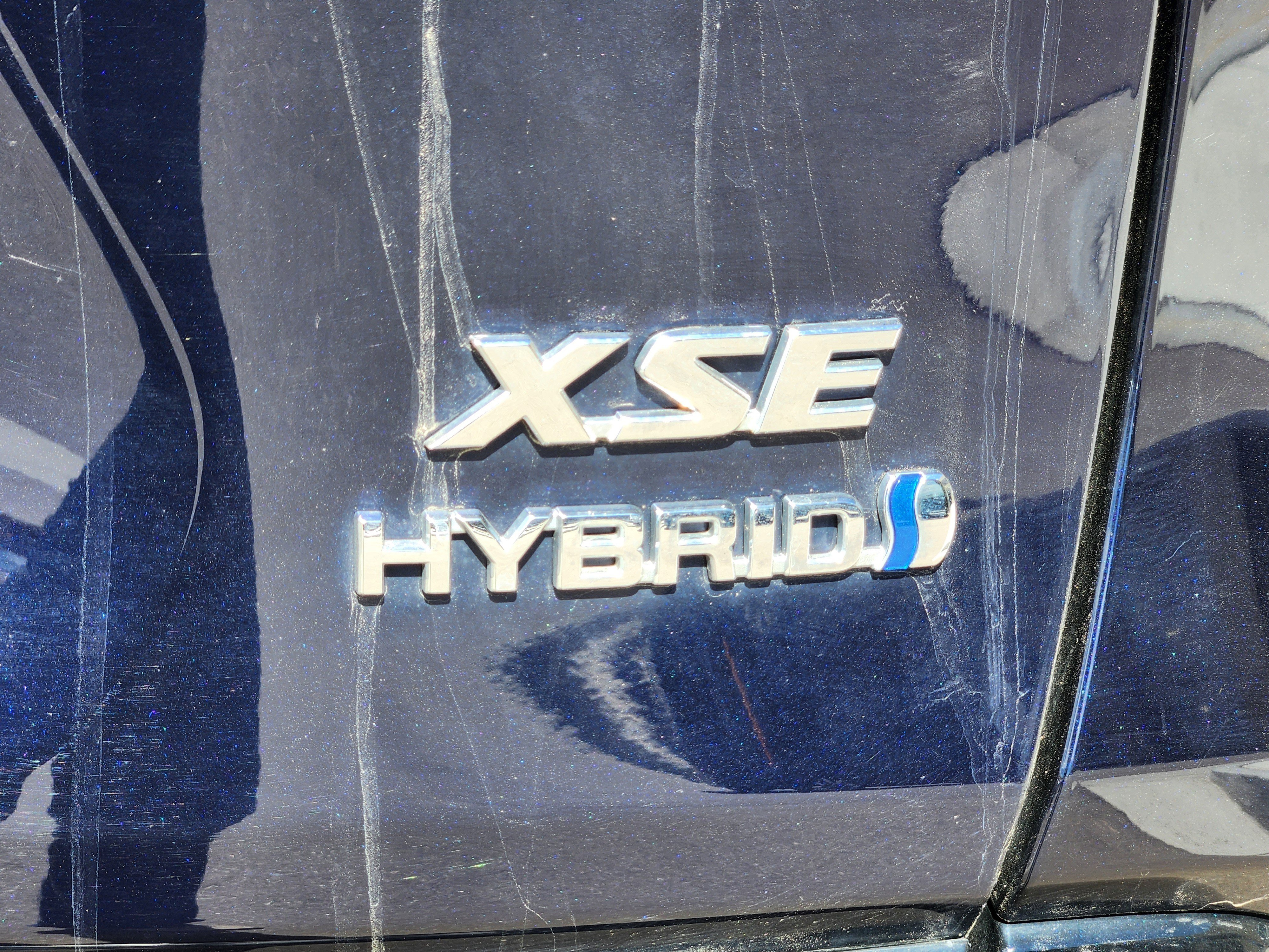 Used 2021 Toyota RAV4 XSE w/ XSE Grade Weather Package image 15