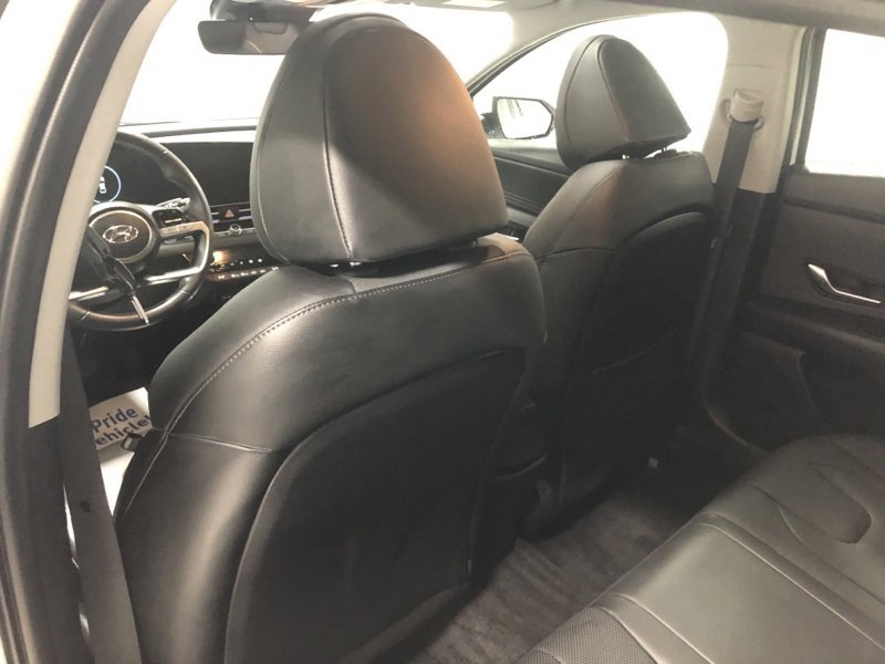 Used 2023 Hyundai Elantra Limited w/ Cargo Package image 16