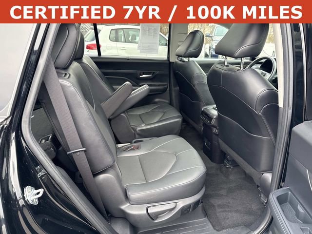 Used 2024 Toyota Grand Highlander XLE image 11