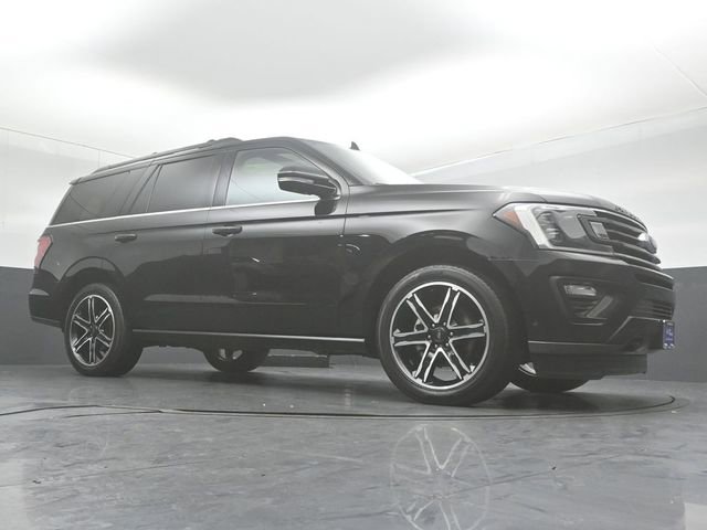 Certified 2020 Ford Expedition Limited w/ Equipment Group 303A image 40