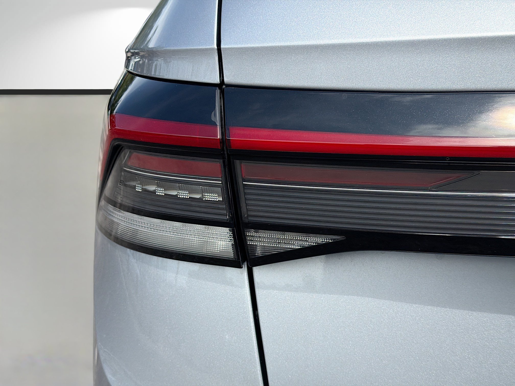 Used 2025 Volkswagen Taos S FWD image 10