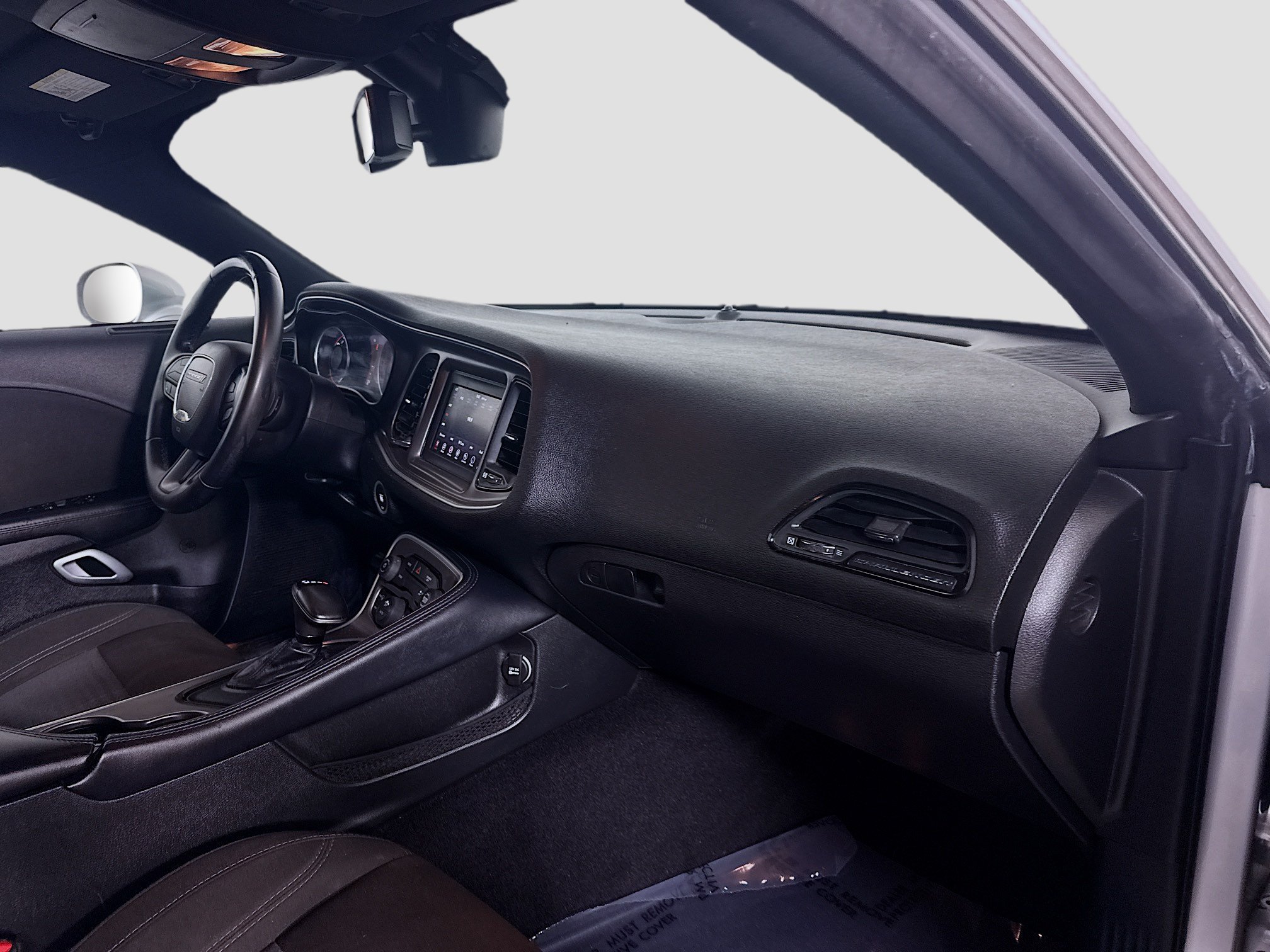 Used 2021 Dodge Challenger SXT RWD image 28