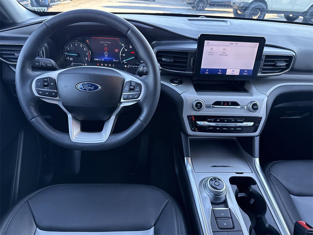 Used 2023 Ford Explorer XLT w/ Equipment Group 202A image 24