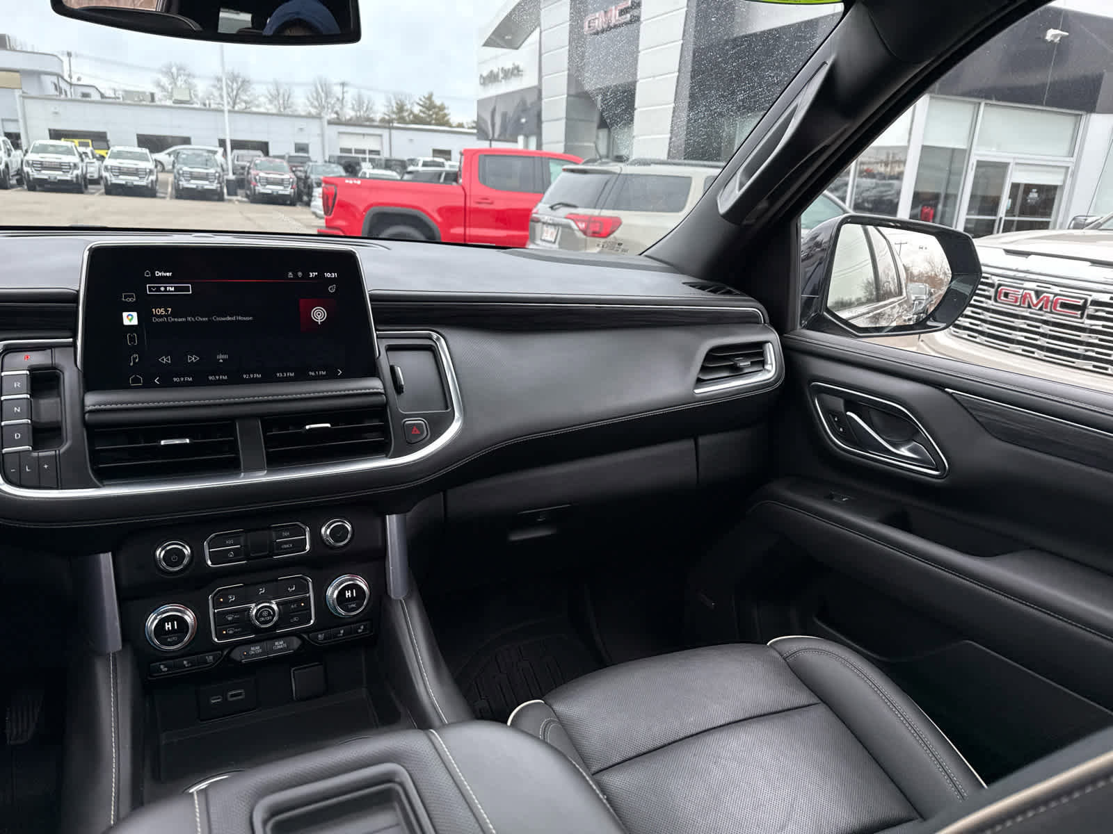 Certified 2022 GMC Yukon XL SLT w/ SLT Premium Package image 16