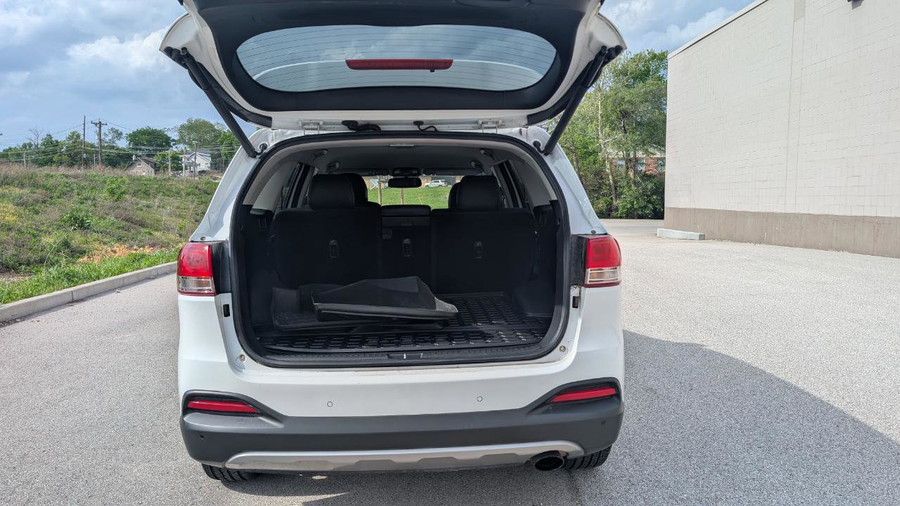 Used 2018 Kia Sorento EX image 15