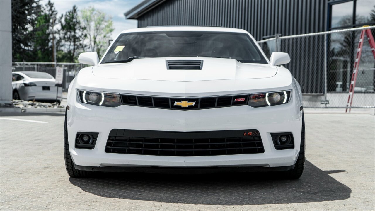 Used 2015 Chevrolet Camaro SS w/ RS Package RWD image 4