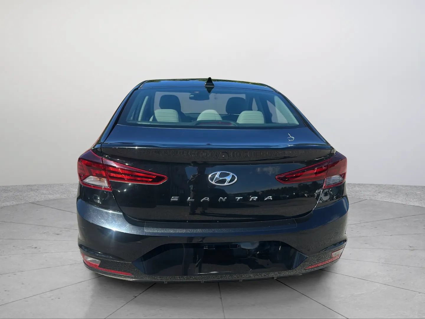 Used 2019 Hyundai Elantra Value Edition FWD image 7