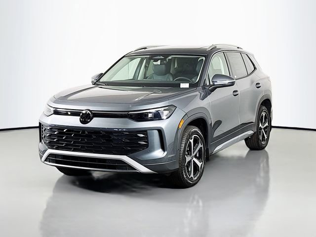 New 2026 Volkswagen Tiguan SE image 3