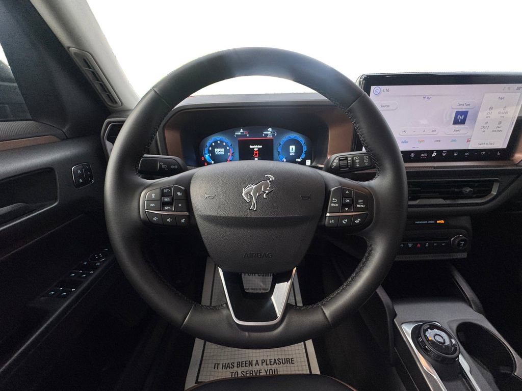 Used 2025 Ford Bronco Sport Outer Banks w/ Outer Banks Tech Package+ AWD/4WD image 13