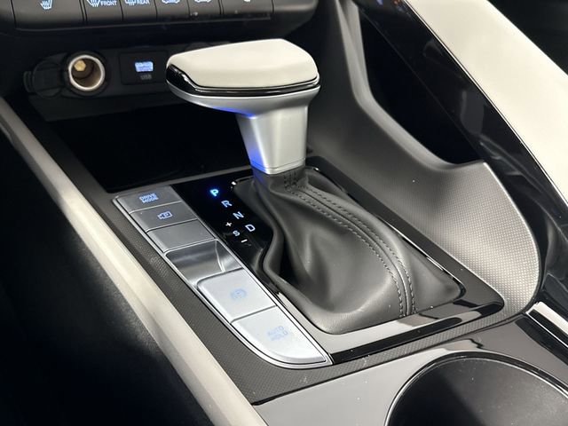 New 2026 Hyundai Elantra Limited image 25