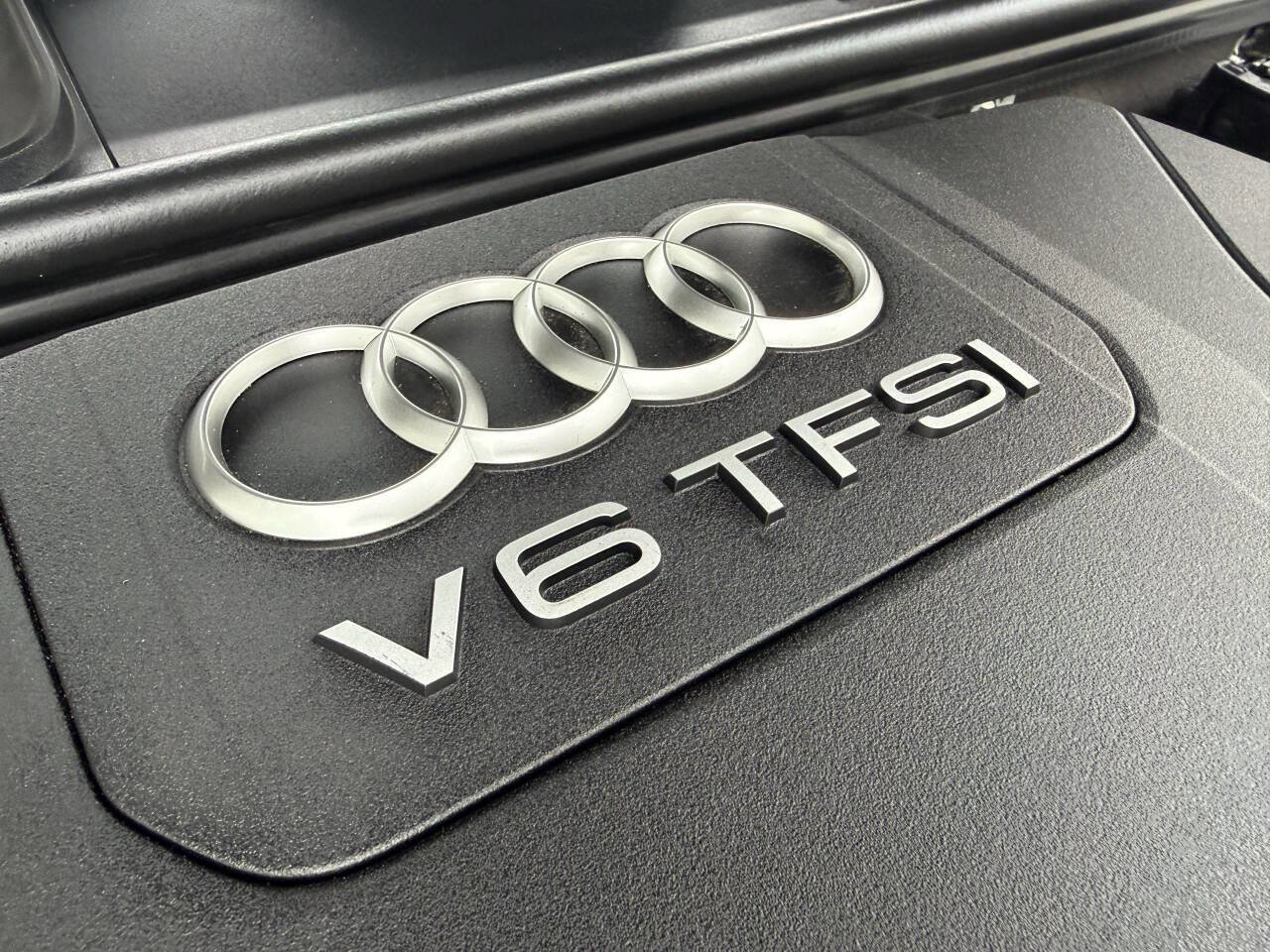 Used 2017 Audi Q7 3.0T Premium Plus image 8