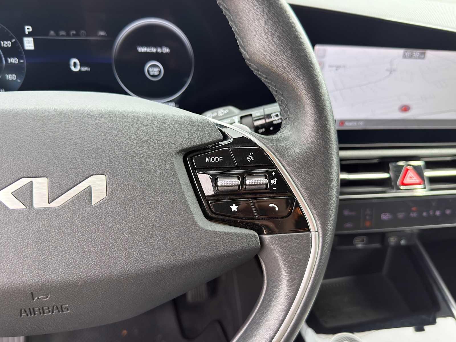 Certified 2024 Kia Niro Wind FWD image 22