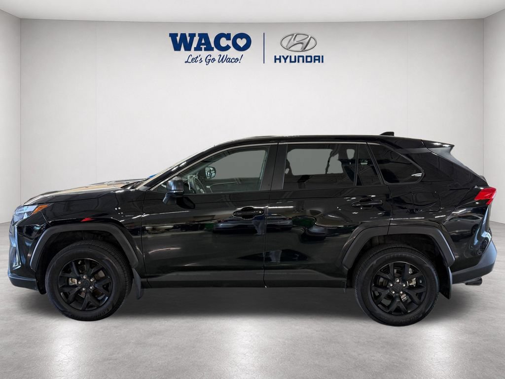Used 2025 Toyota RAV4 LE FWD image 4