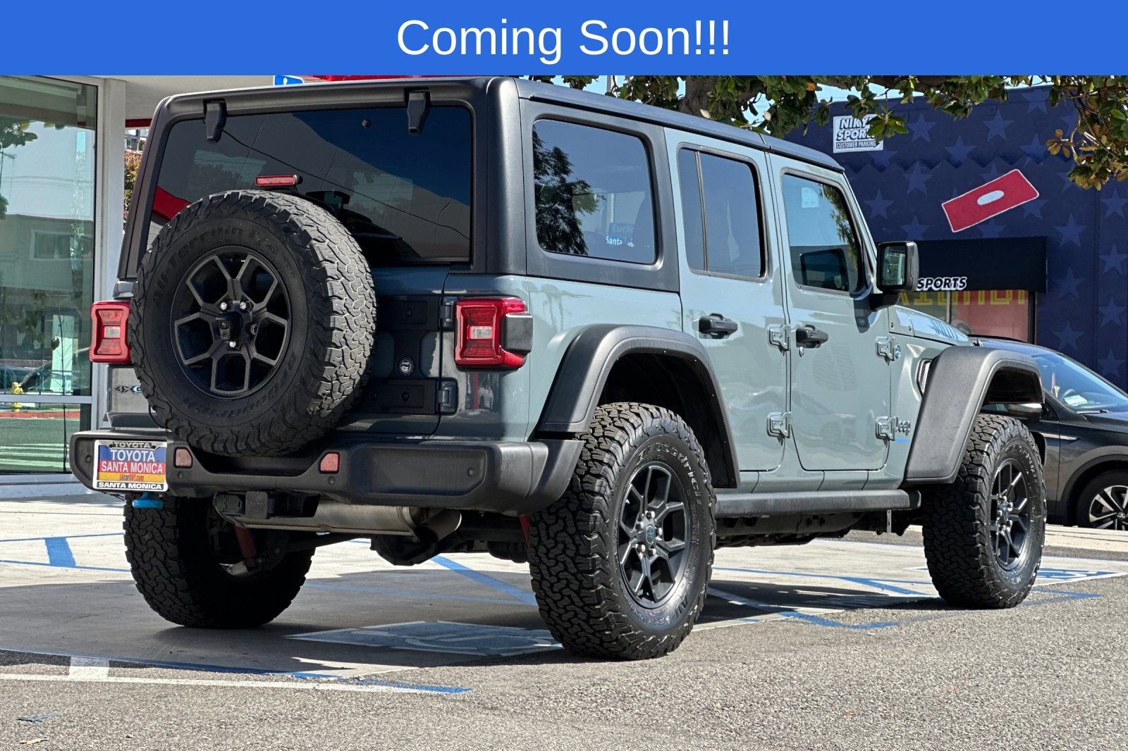 Used 2024 Jeep Wrangler Unlimited AWD/4WD image 4