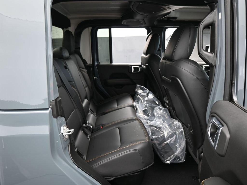 New 2026 Jeep Gladiator Mojave AWD/4WD image 30