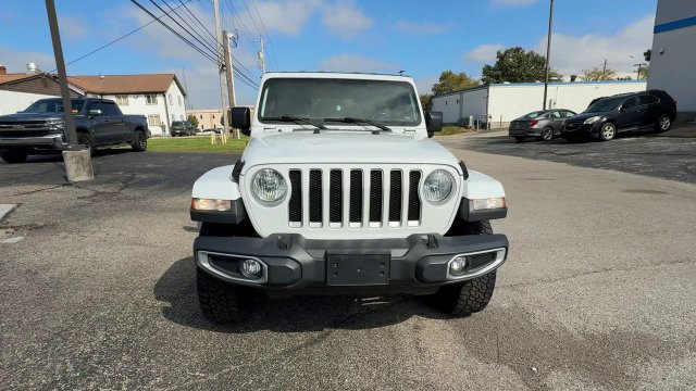 Used 2018 Jeep Wrangler Unlimited Sahara AWD/4WD image 3