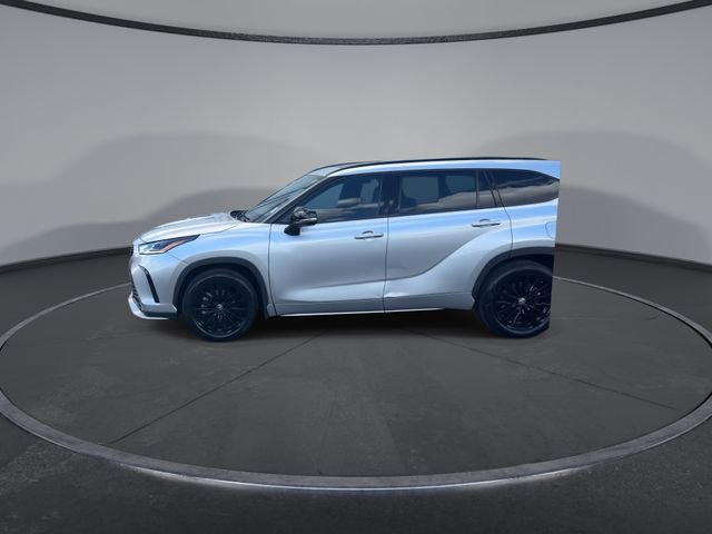 Used 2024 Toyota Highlander XSE image 10
