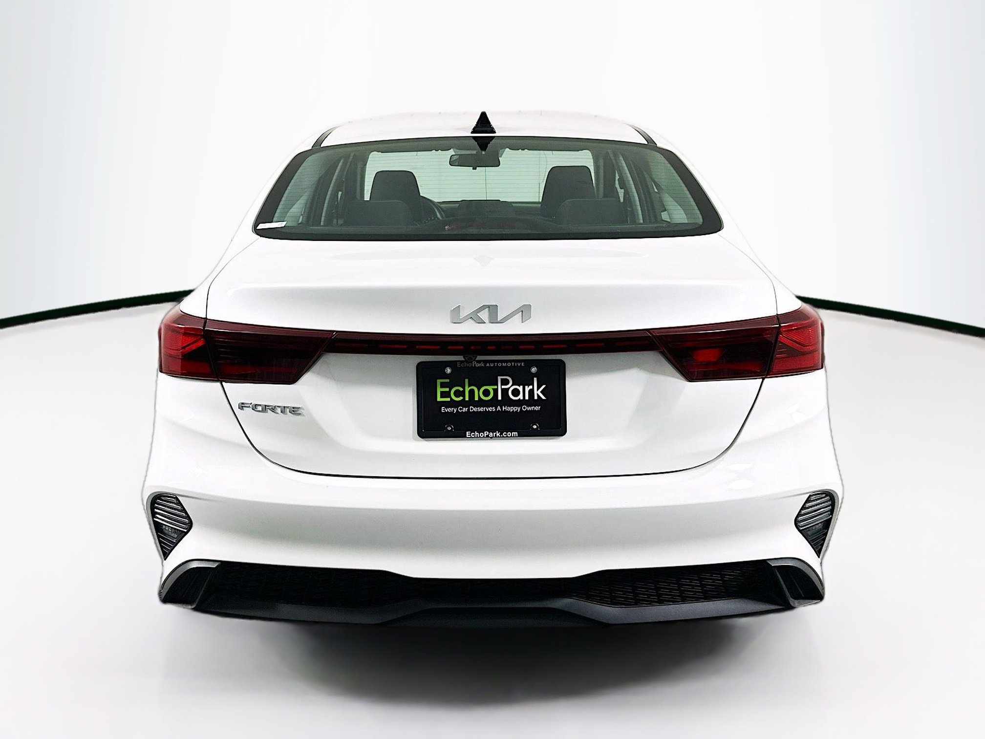 Used 2024 Kia Forte LXS image 7