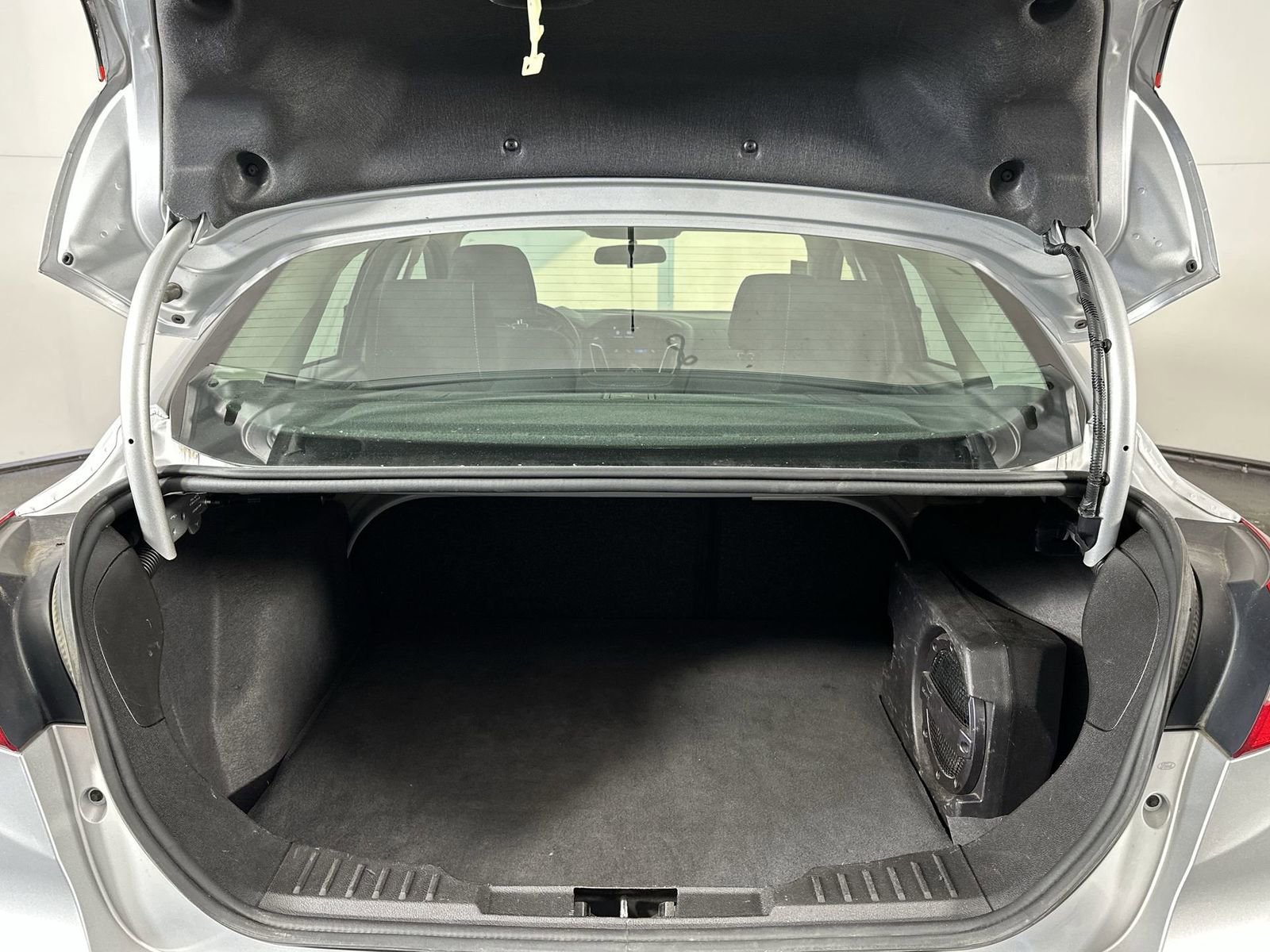 Used 2018 Ford Focus SEL w/ Cold Weather Package image 25