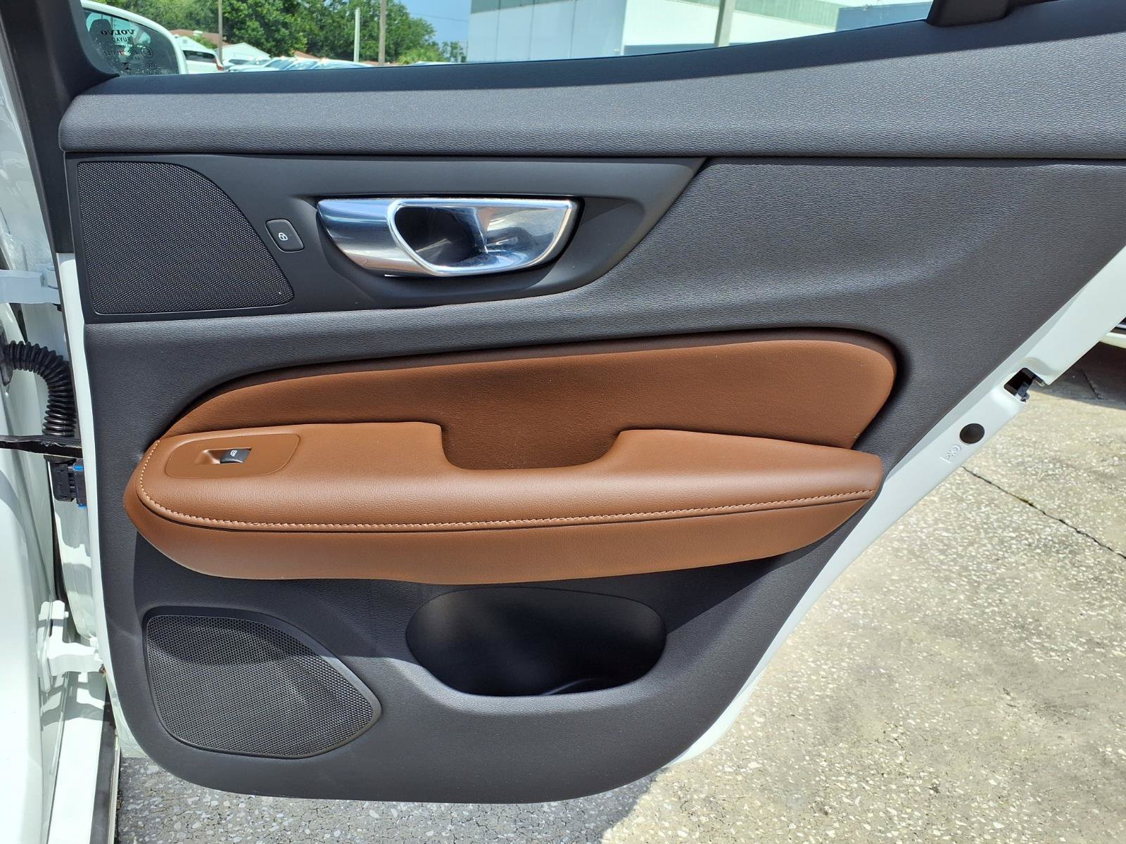 Certified 2023 Volvo S60 B5 Ultimate w/ Protection Package Premier FWD image 14