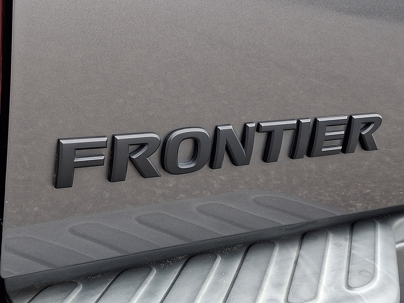 Certified 2021 Nissan Frontier SV w/ Midnight Edition Floor Mats AWD/4WD image 30
