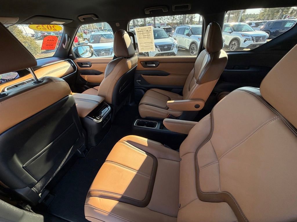 Certified 2025 Nissan Armada SL w/ Captain's Chari Seat Package image 23