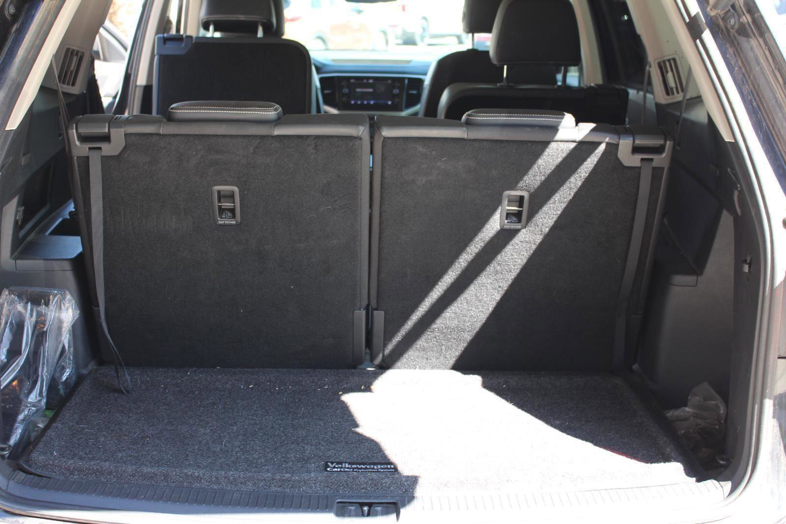 Used 2022 Volkswagen Atlas SEL AWD/4WD image 35