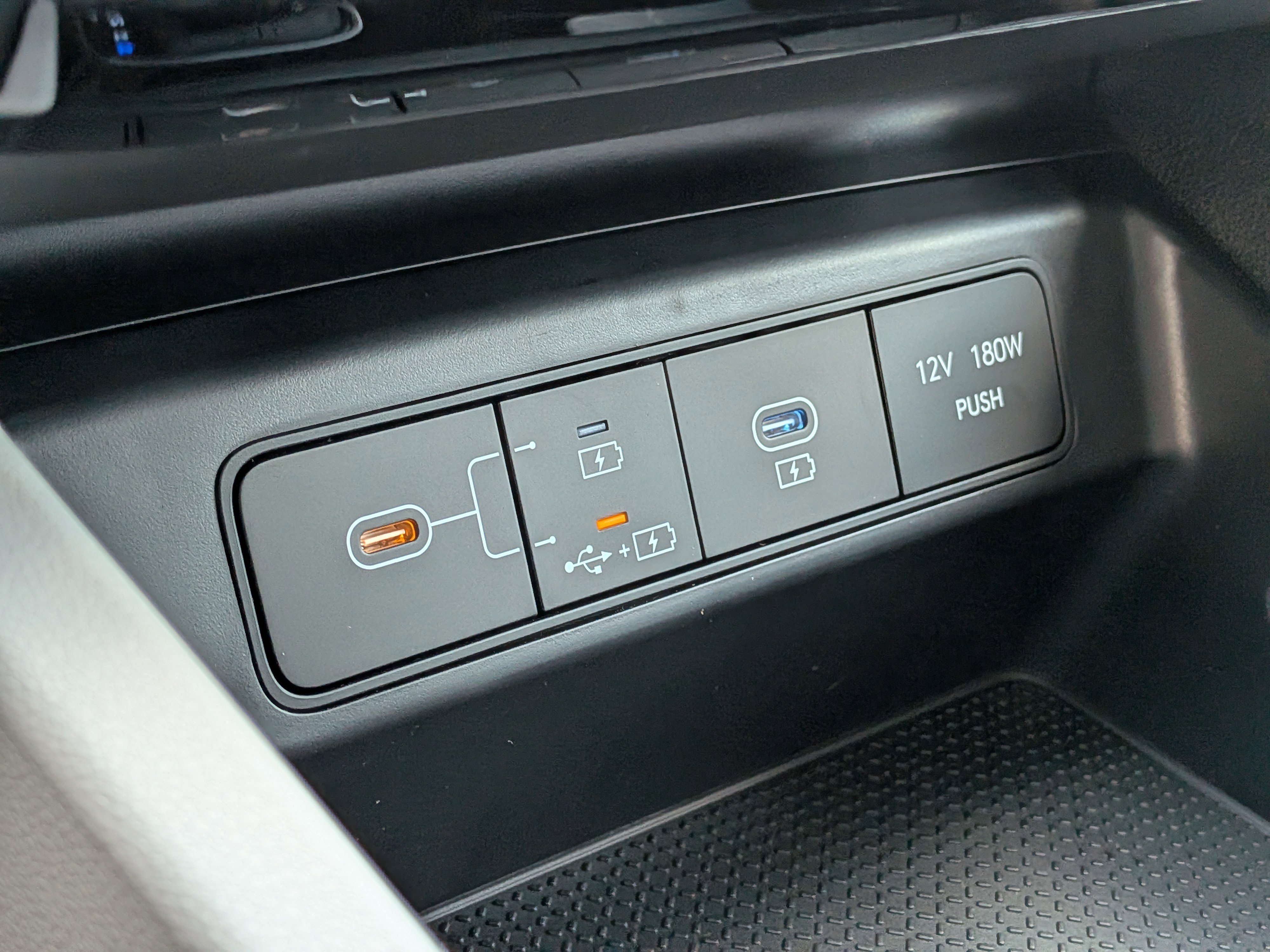 New 2026 Hyundai Tucson SEL FWD image 31