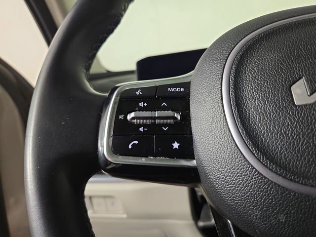 Certified 2024 Kia Sorento SX AWD/4WD image 21