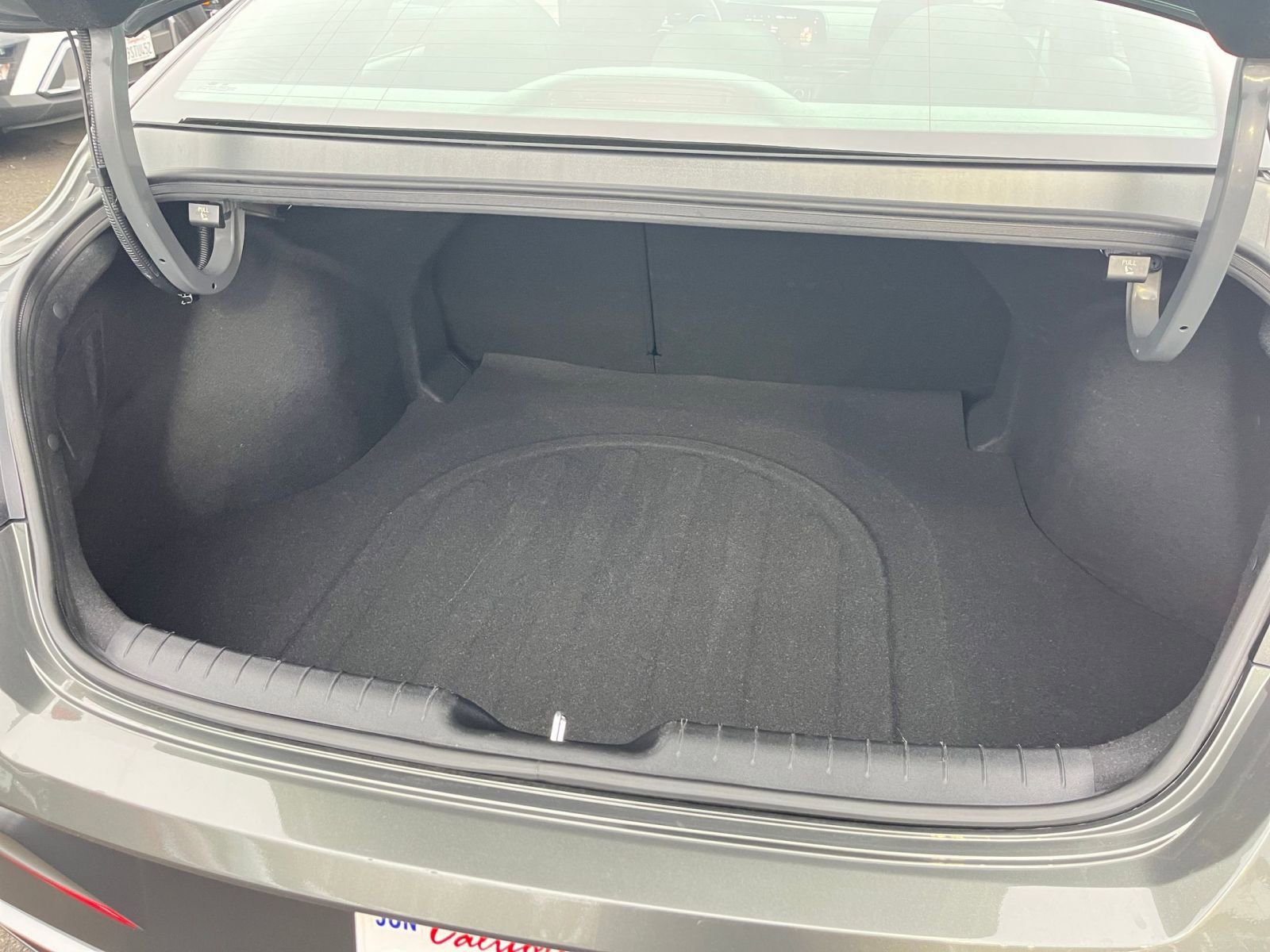 Used 2025 Hyundai Elantra SEL image 29