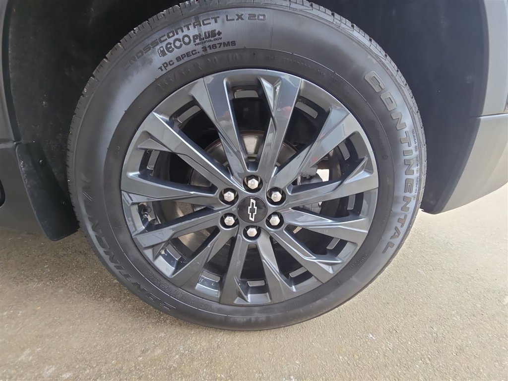 Used 2021 Chevrolet Traverse RS w/ LPO, Floor Liner Package image 33