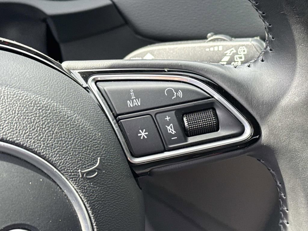 Used 2017 Audi Q3 2.0T Premium w/ Convenience Package image 24