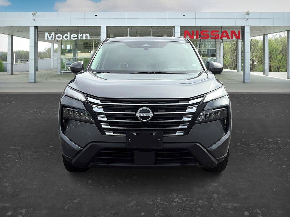 Certified 2025 Nissan Rogue SV AWD/4WD image 8