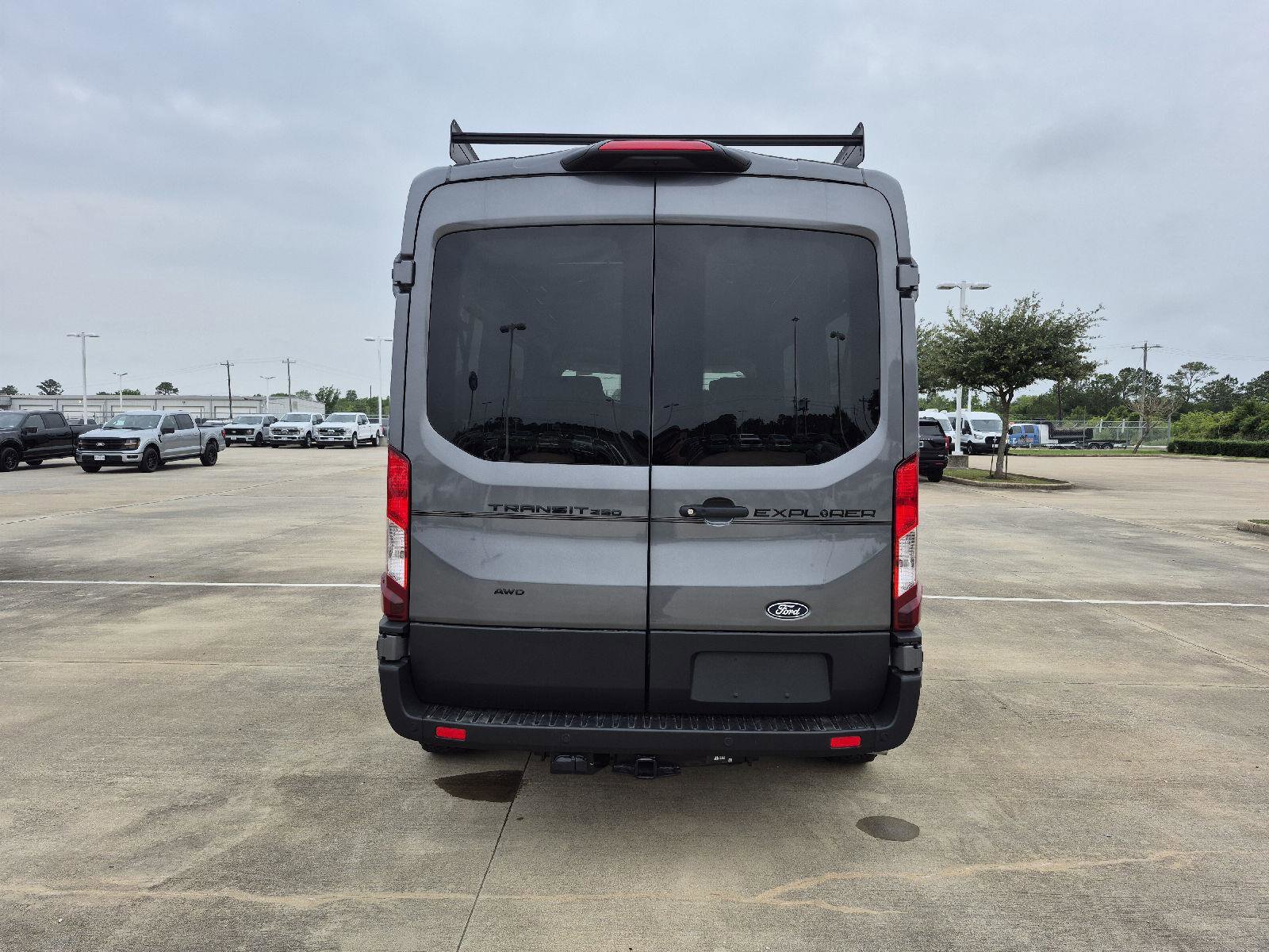 New 2026 Ford Transit 250 148 Medium Roof Extended AWD image 24