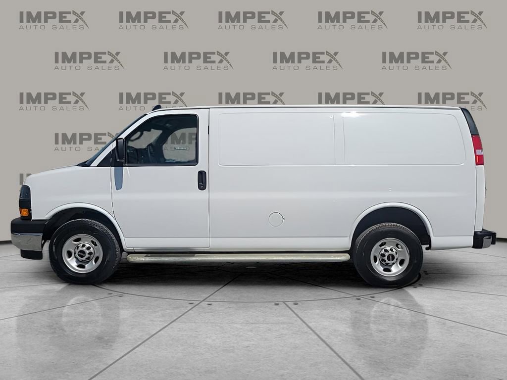 Used 2023 GMC Savana 2500 w/ Driver Convenience Package RWD image 2
