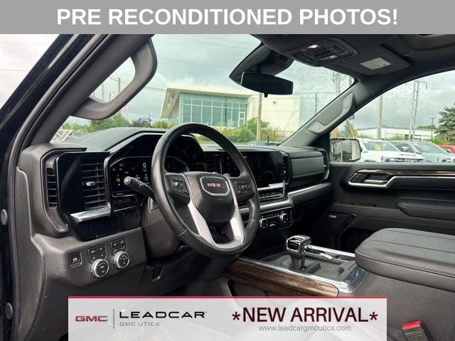 Used 2025 GMC Sierra 1500 Elevation w/ Elevation Premium Package AWD/4WD image 16
