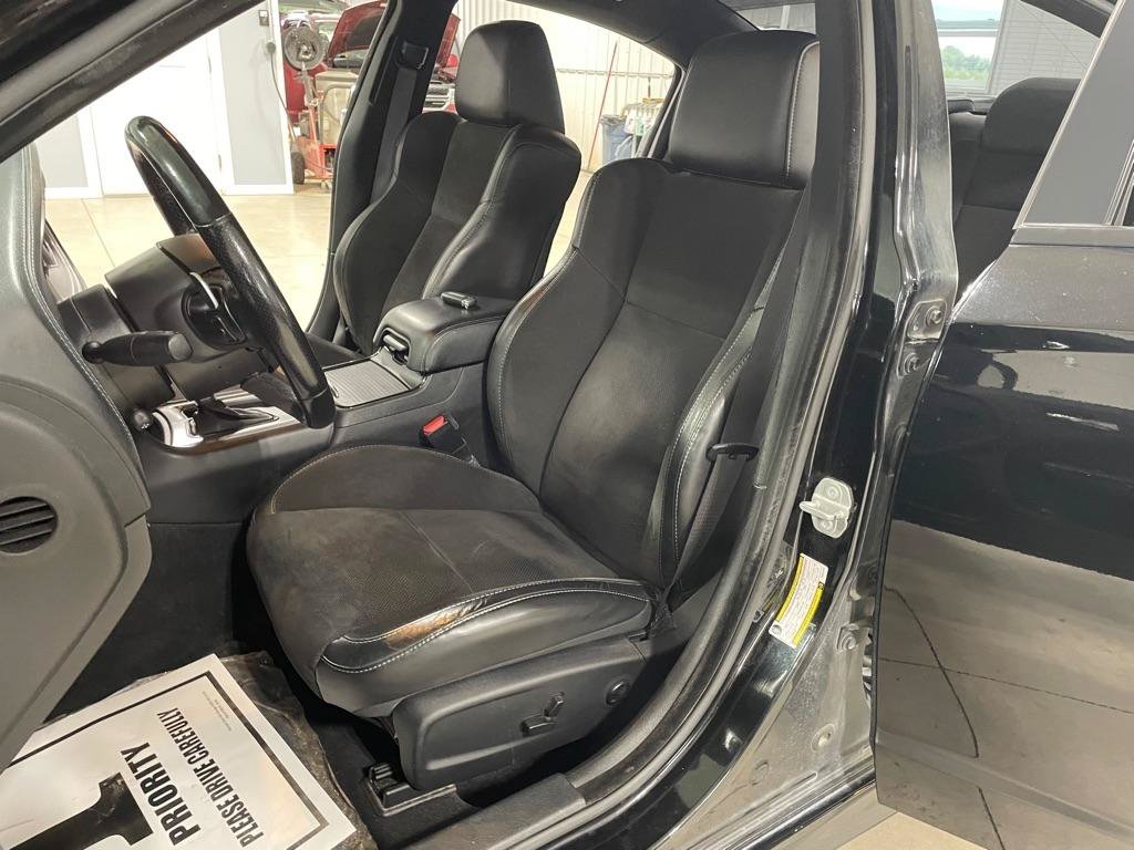 Used 2021 Dodge Charger R/T w/ Plus Group RWD image 10