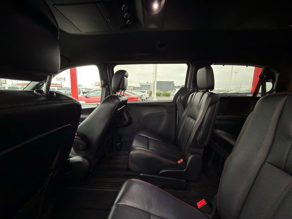 Used 2015 Dodge Grand Caravan R/T w/ Safety Sphere Group image 27
