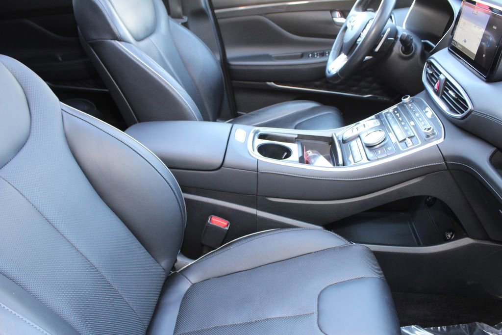 Used 2022 Hyundai Santa Fe Limited image 3