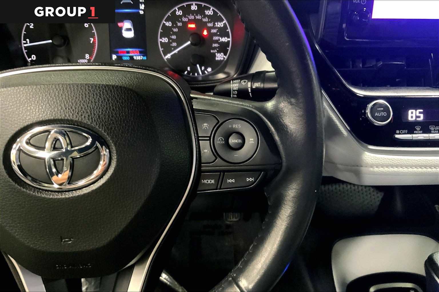 Certified 2023 Toyota Corolla SE image 25