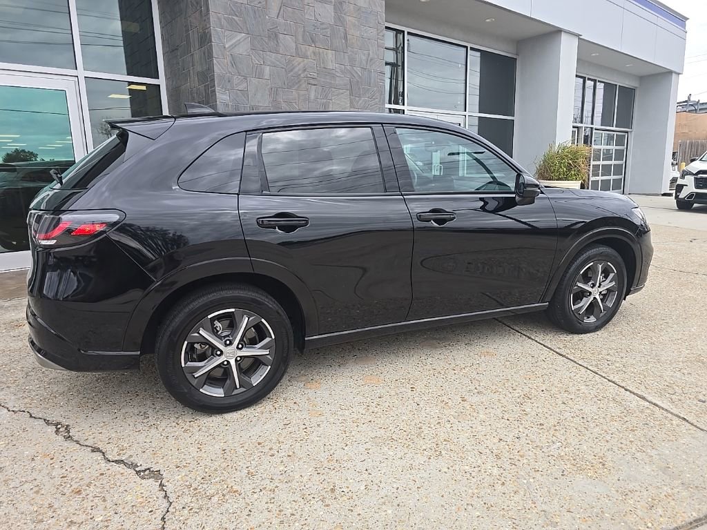 Used 2024 Honda HR-V EX-L image 11