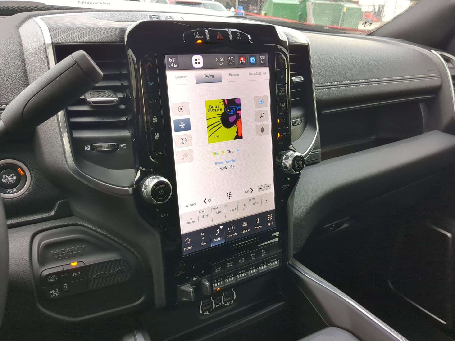 Used 2024 RAM 3500 Laramie w/ Night Edition image 23