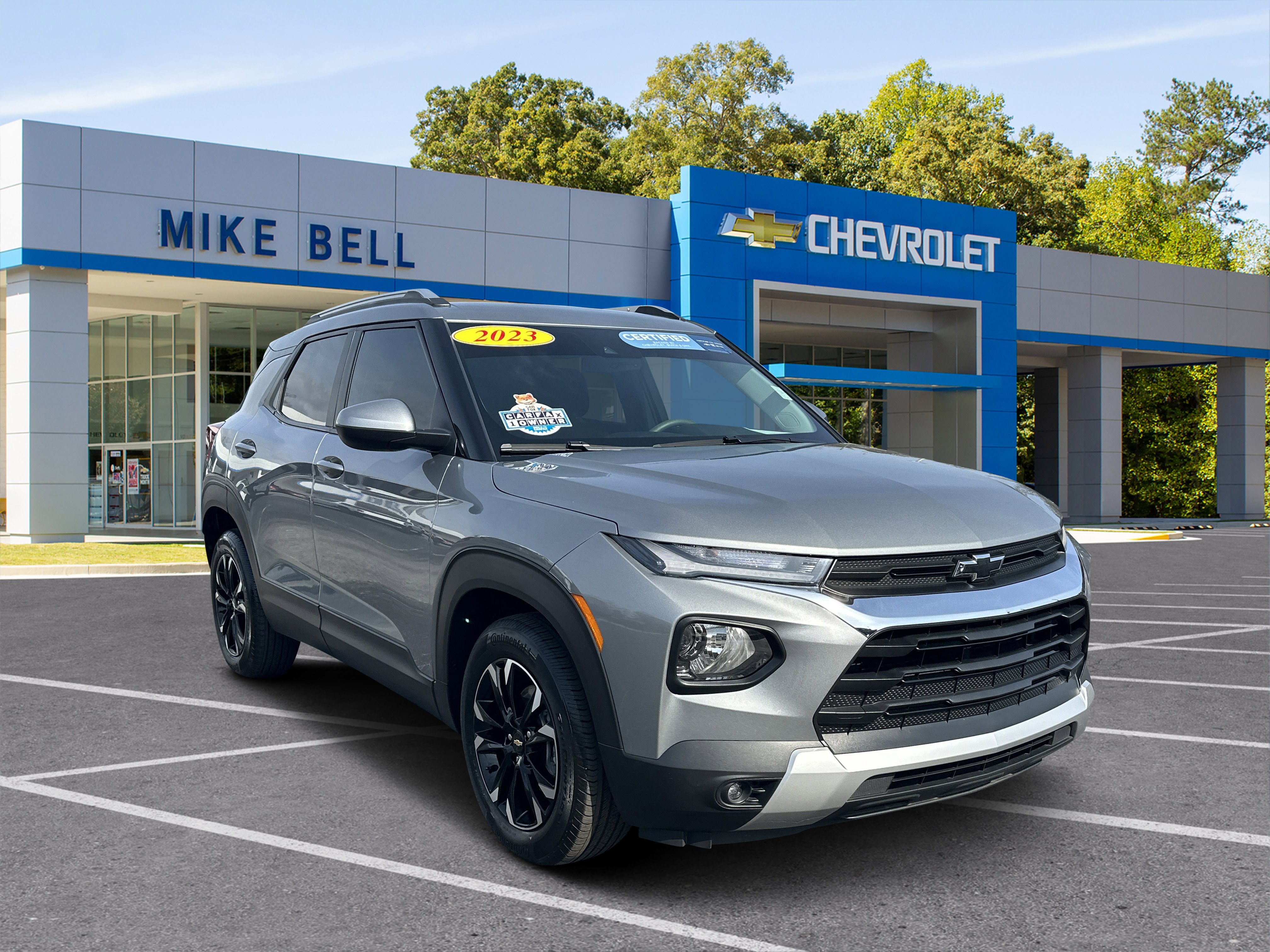 Used 2023 Chevrolet TrailBlazer LT w/ Convenience Package image 1