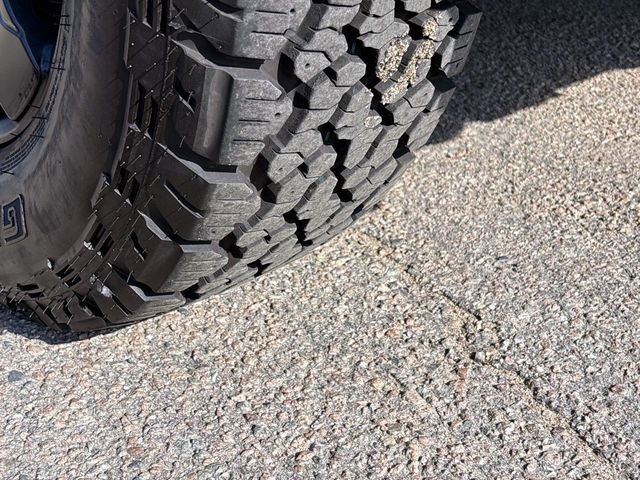 Used 2025 Ford Bronco Big Bend image 9