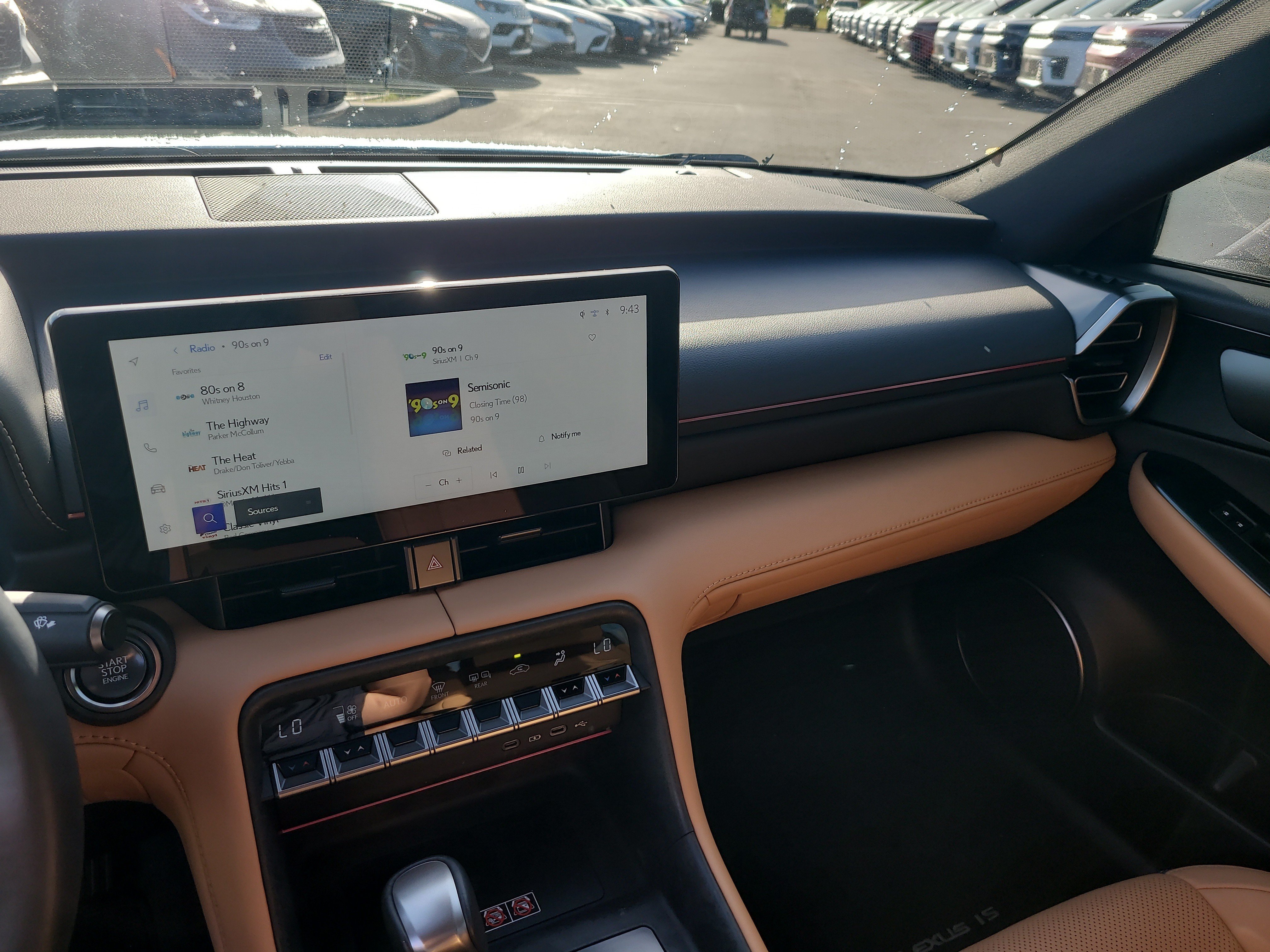 Used 2026 Lexus IS 350 F Sport w/ Accessory Package Z1 RWD image 21