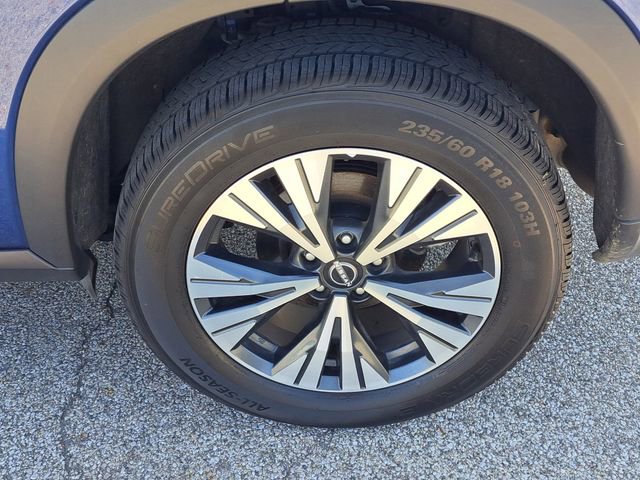 Used 2023 Nissan Rogue SV image 26