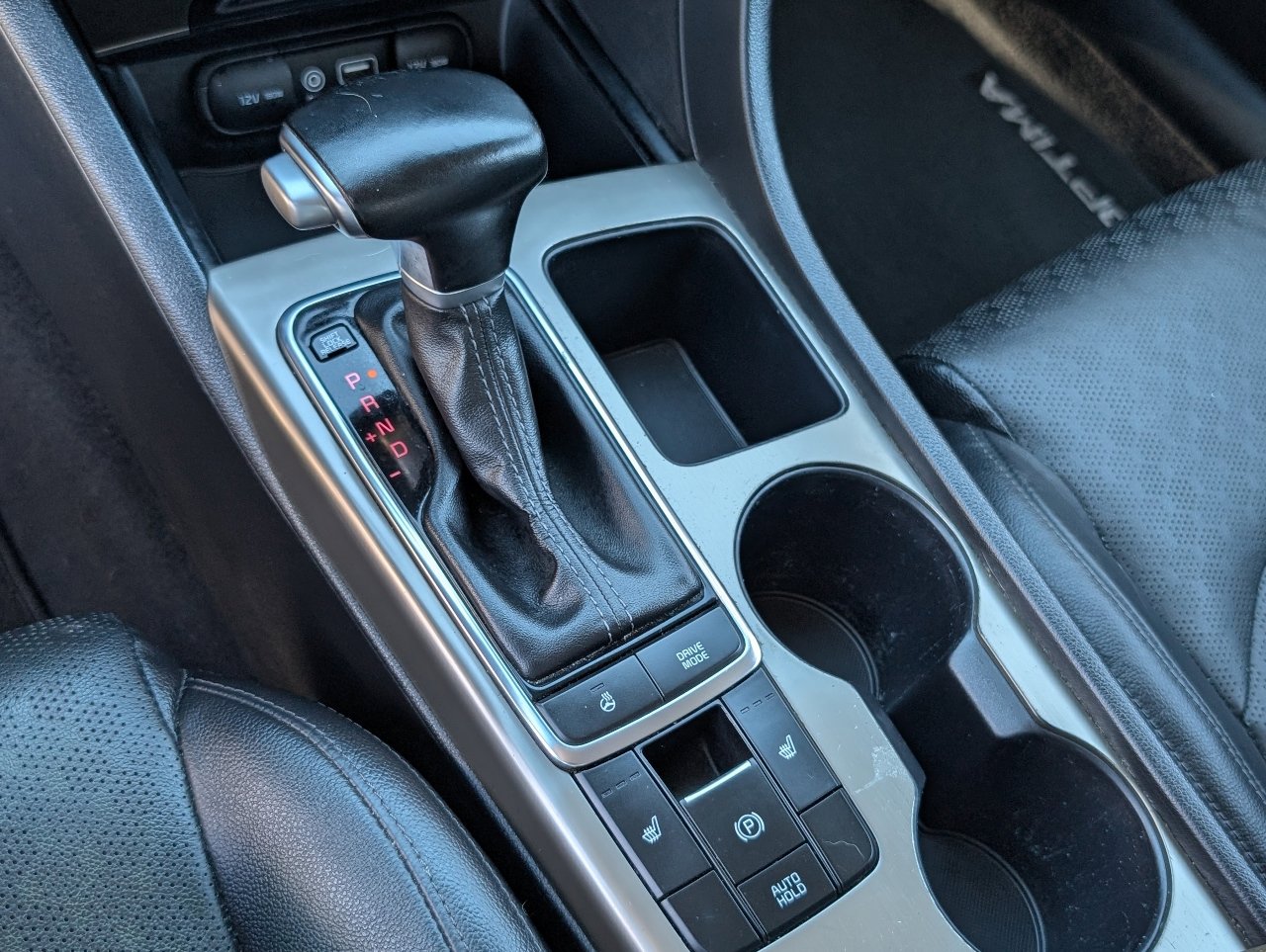 Used 2018 Kia Optima EX image 16