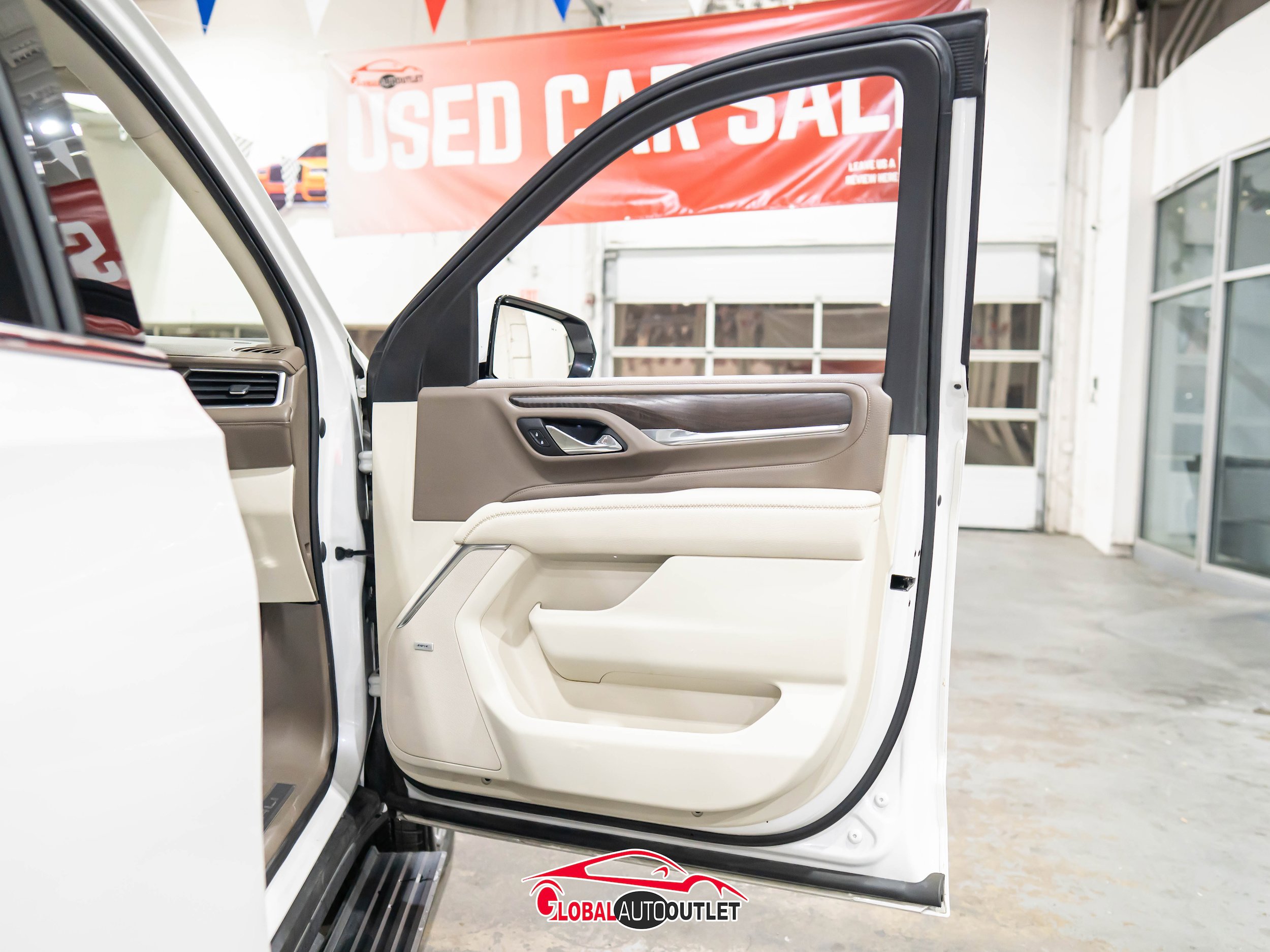 Used 2021 GMC Yukon XL Denali w/ Denali Ultimate Package AWD/4WD image 46