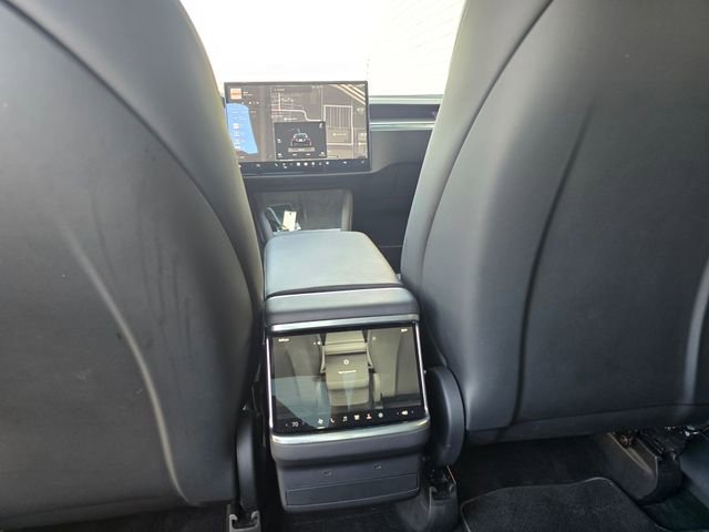 Used 2023 Tesla Model X Plaid image 40