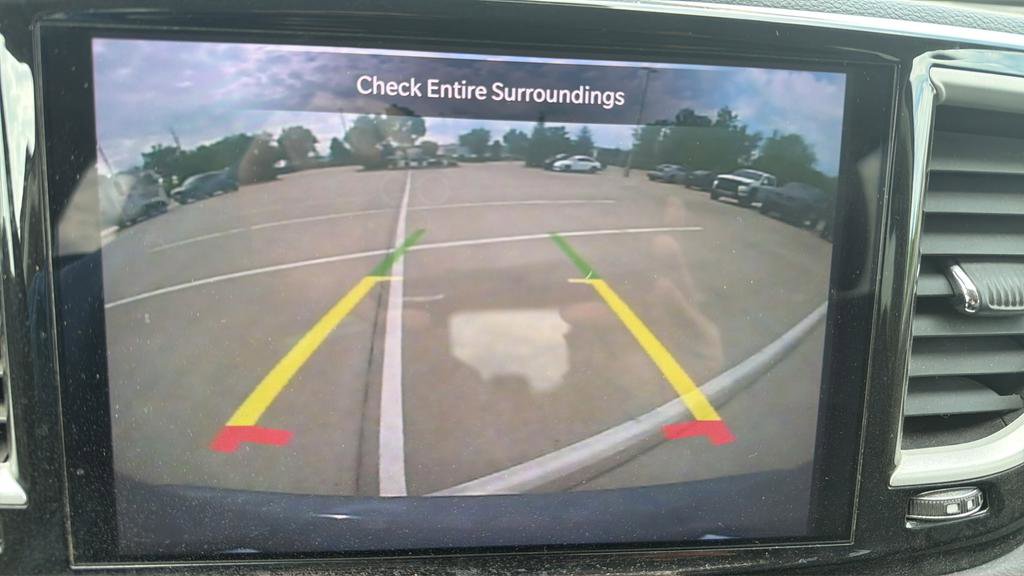 Used 2022 Chrysler Pacifica Touring-L FWD image 19